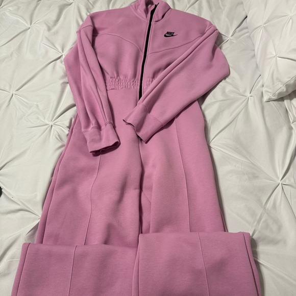 Nike Pink Utility Jumpsuit with Wide-Leg Design - Picture 3 of 3